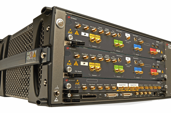 Keysight M8199A Arbitrary Waveform Generator 128/256 GSa/s, 65 GHz